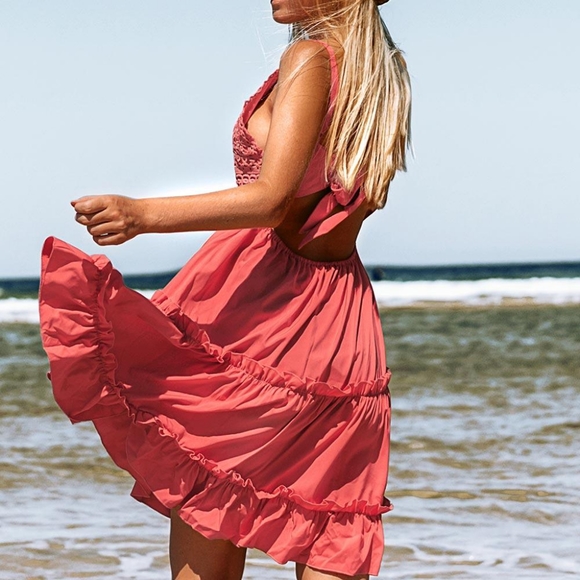 BCBGMaxAzria Silk Crinkle Party Halter Dress - Picture 1 of 7